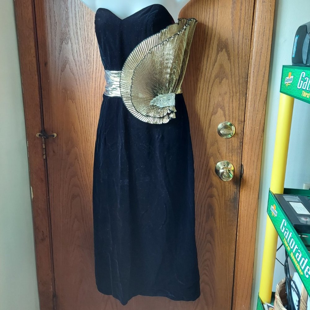 1980'S DAVE & JOHNNY BY JOSEPH LARA BLACK VELVET & GOLD COCKTAIL DRESS SIZE 11